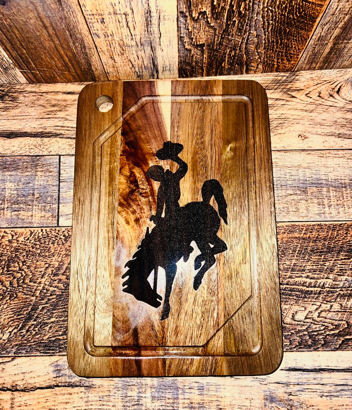 Bronc cutting board