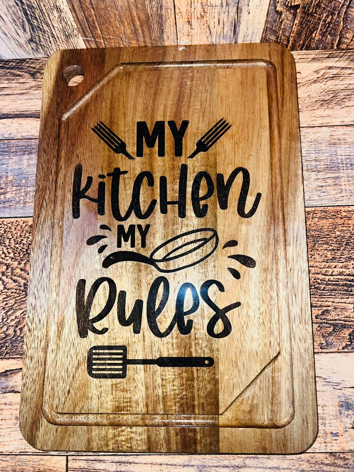 Engraved cutting board