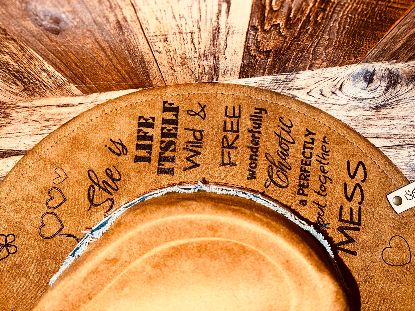 Suede Engraved Hat