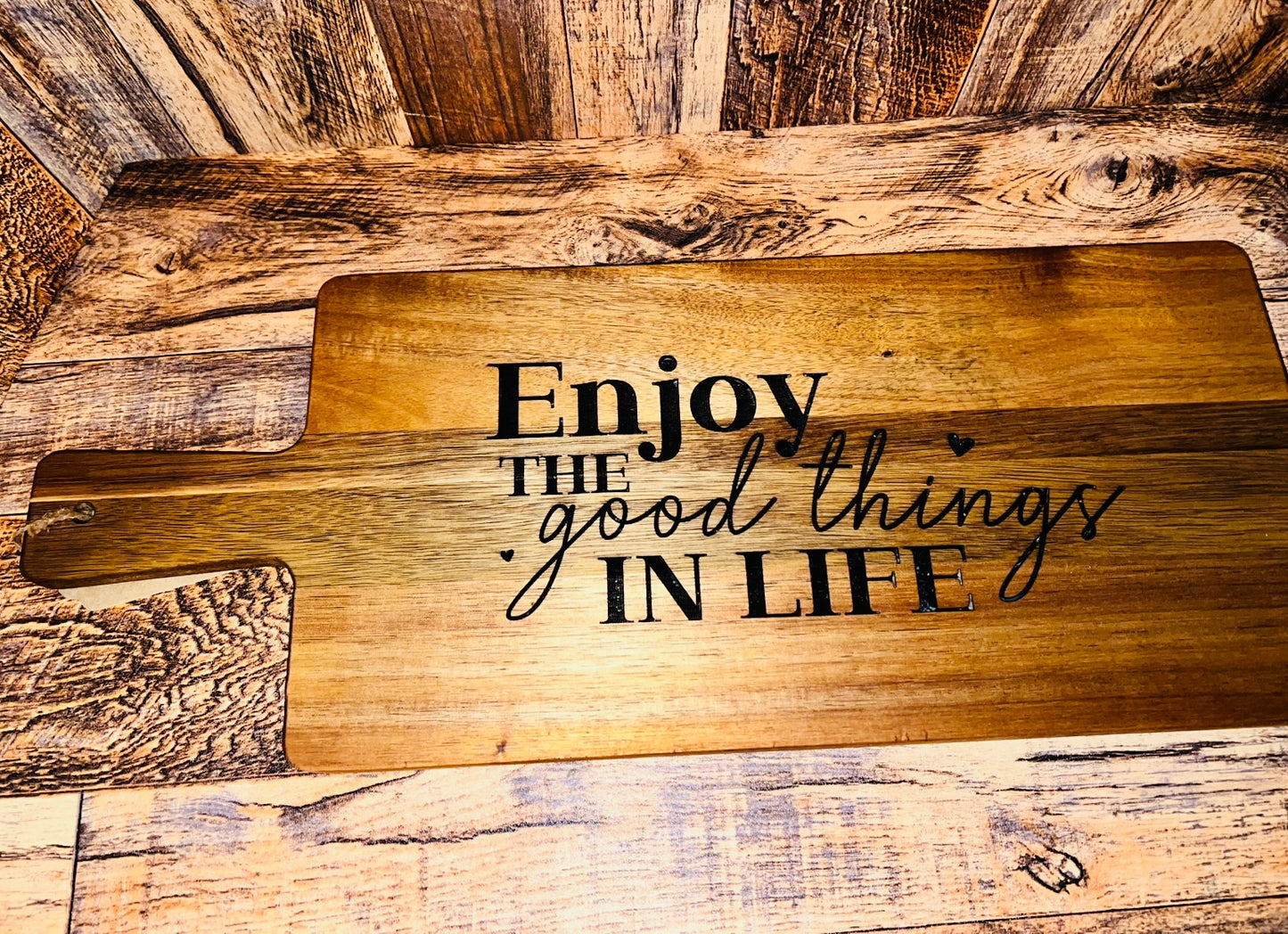 Large engraved cutting board