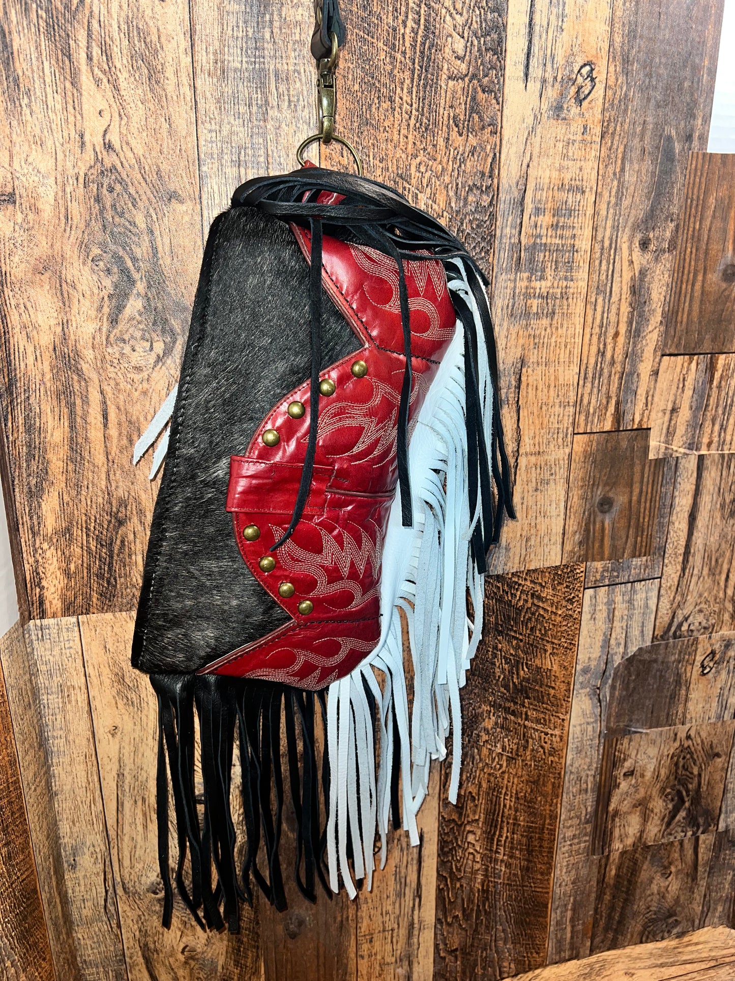 Red boot clutch